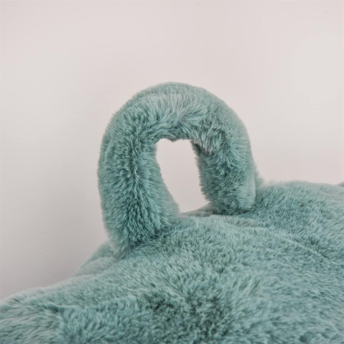 Holawakaka Standard Faux Fur Reading Pillow with Arms